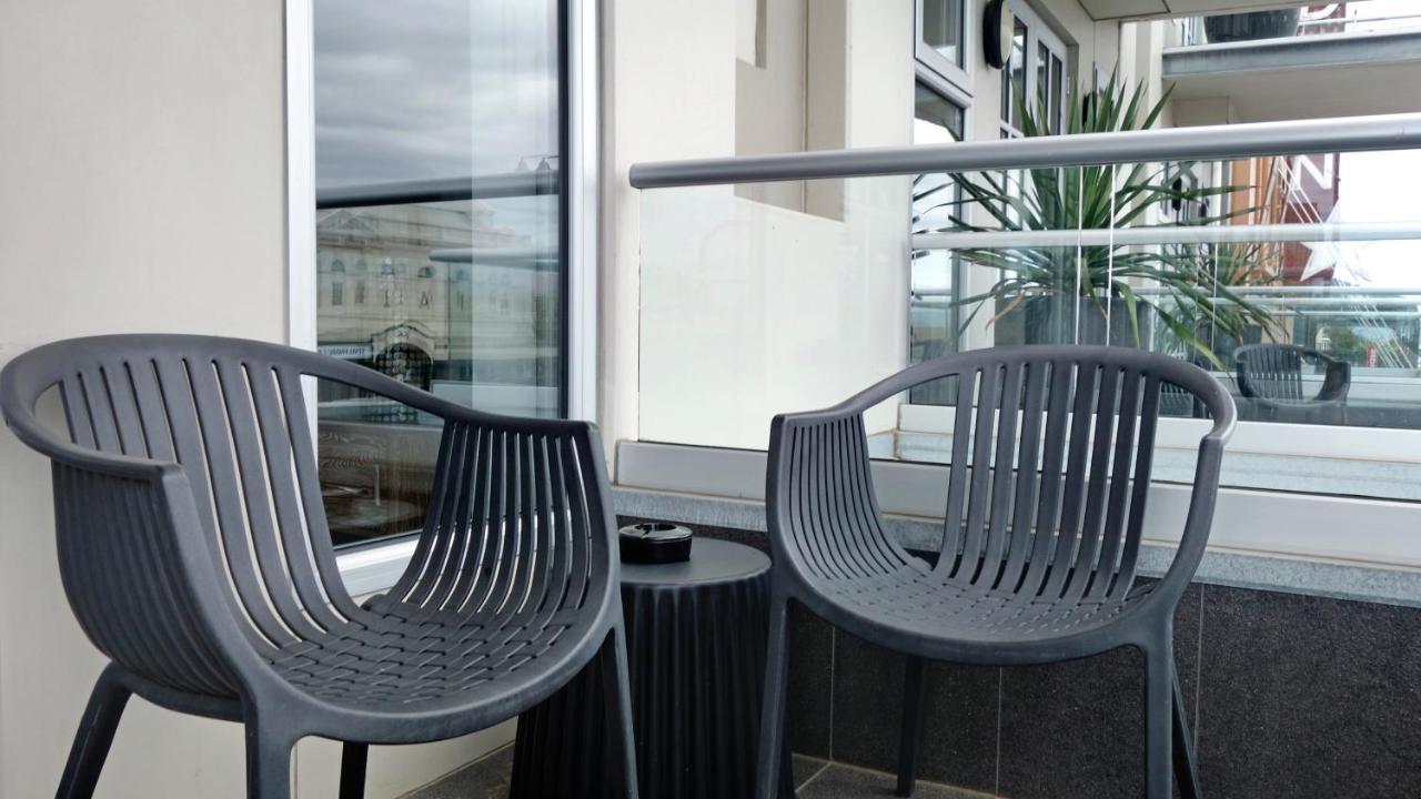 Semaphore Splash Apartments Port Adelaide Extérieur photo