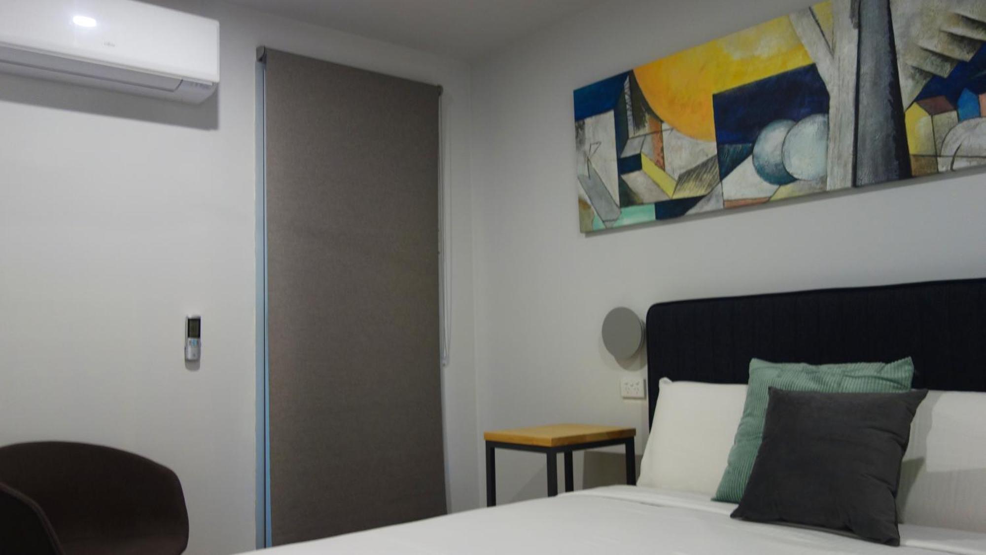 Semaphore Splash Apartments Port Adelaide Extérieur photo